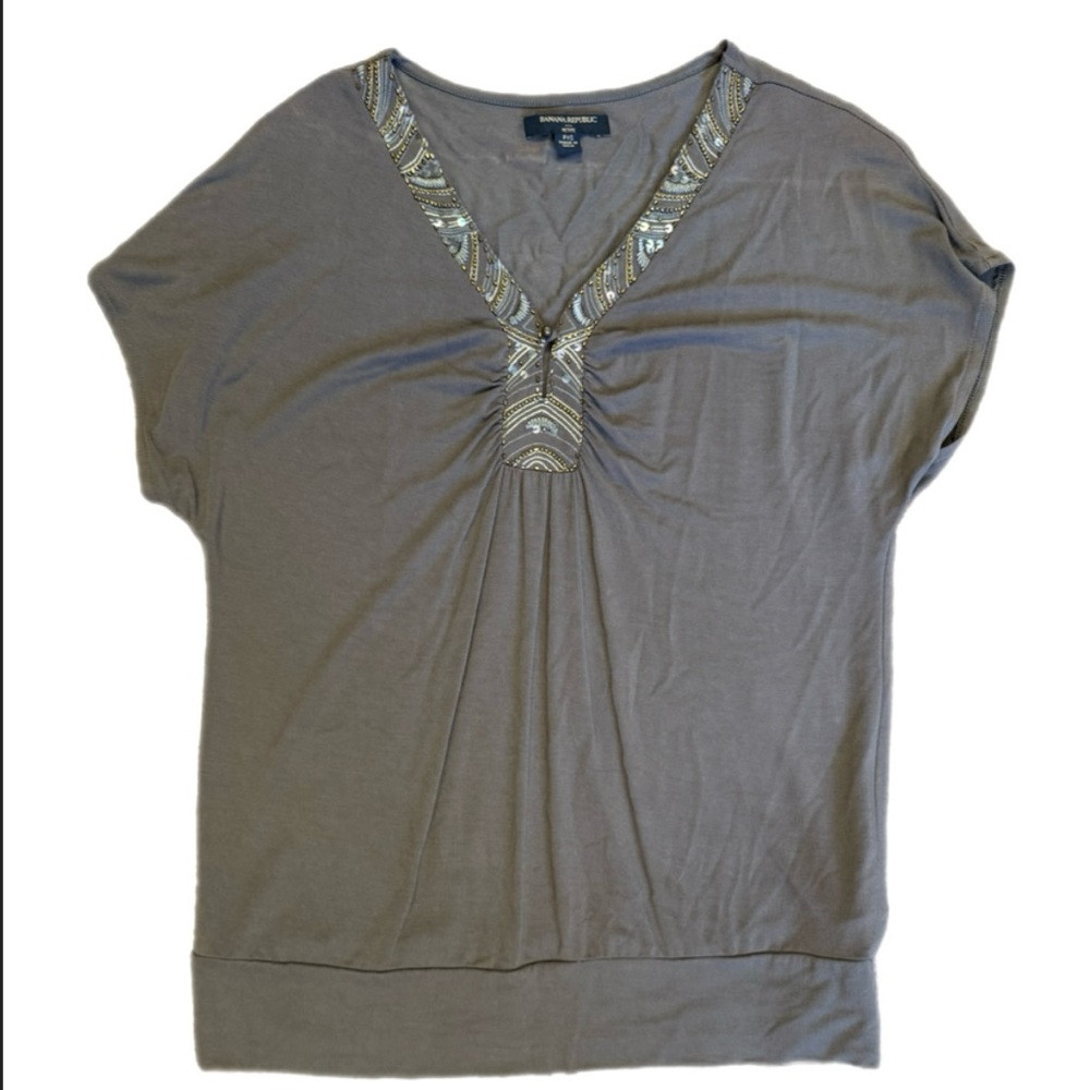 Banana Republic Embellished V-Neck Blouse XS (Runs Big)